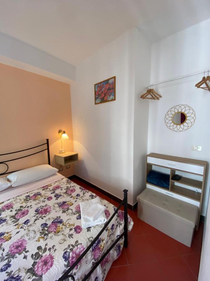 Taormina'S Sun Bed & Breakfast Bagian luar foto