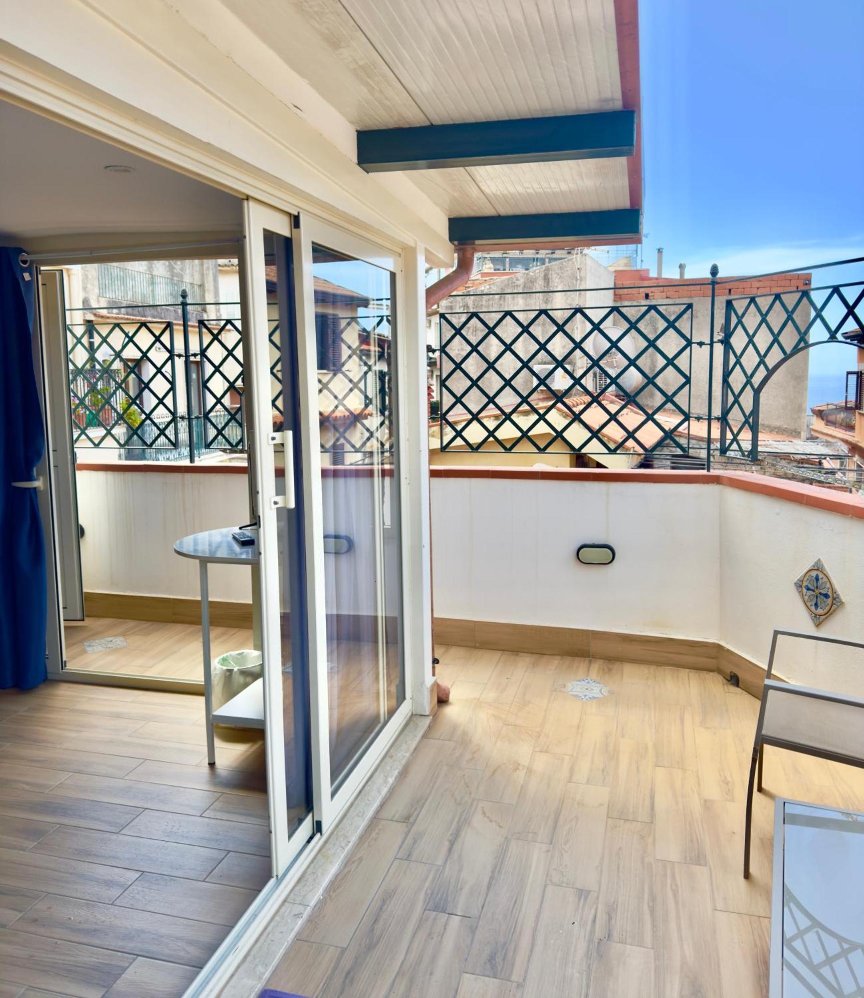 Taormina'S Sun Bed & Breakfast Bagian luar foto