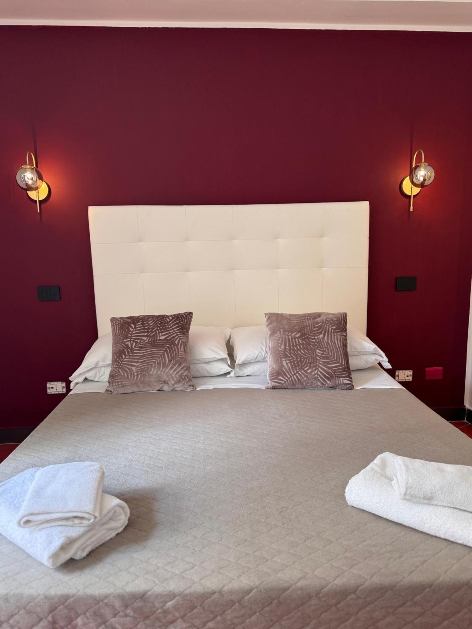 Taormina'S Sun Bed & Breakfast Bagian luar foto